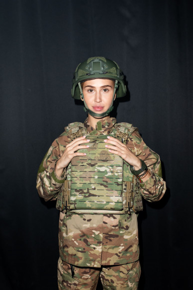 Бронежилет для женщин